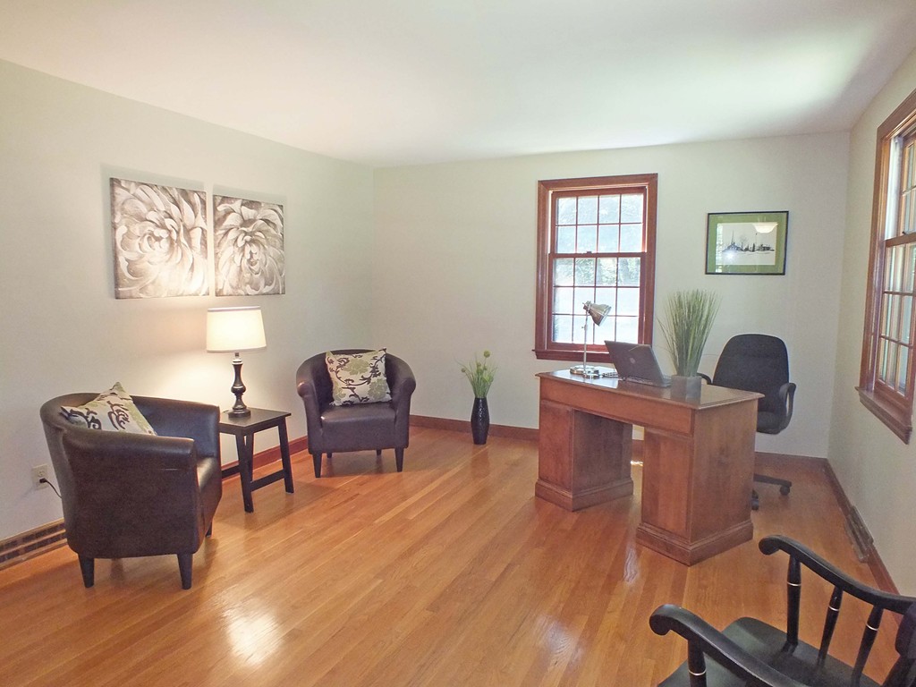 18 Hitchinpost Road Chelmsford, MA 01824 - Photo 12 of 30 Gallery Image 12