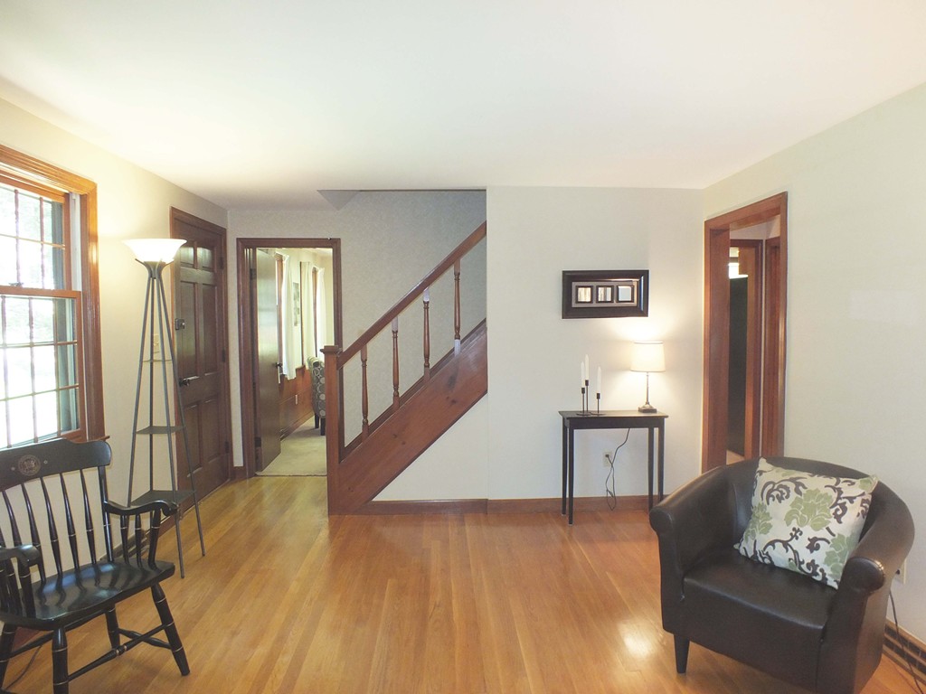 18 Hitchinpost Road Chelmsford, MA 01824 - Photo 13 of 30 Gallery Image 13