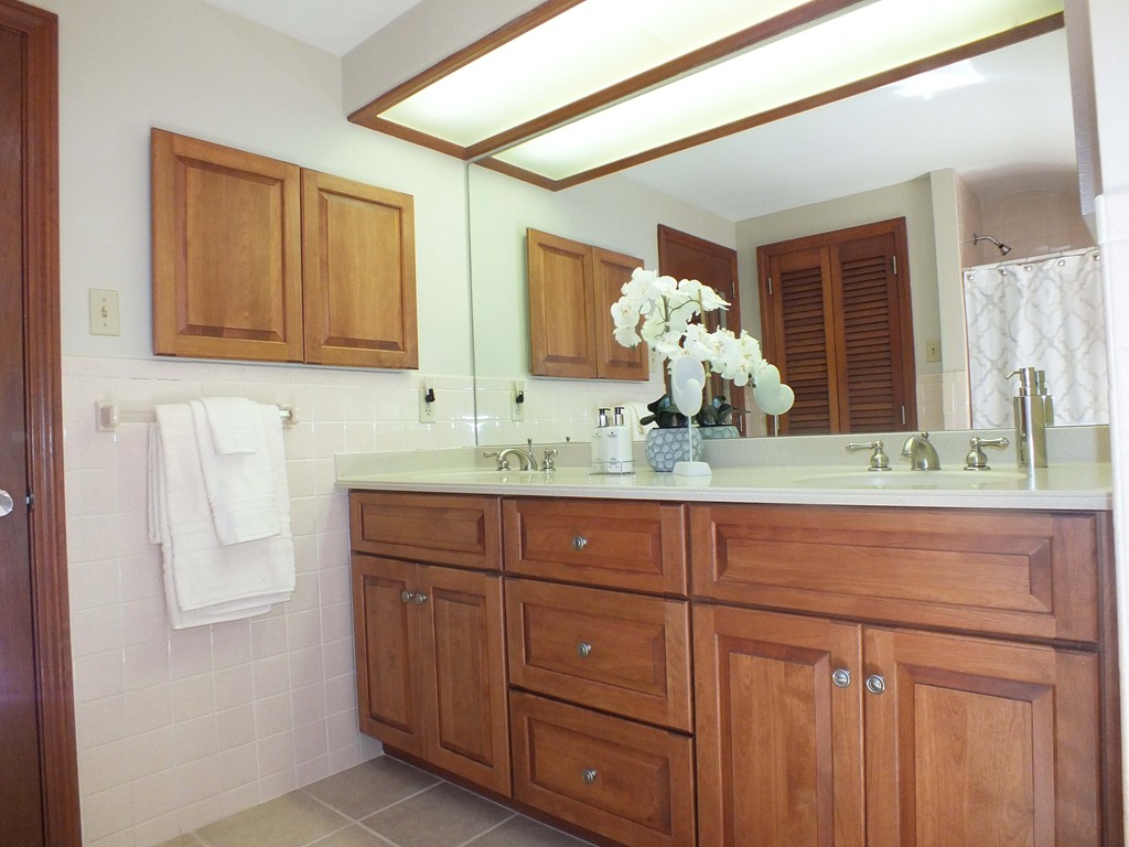 18 Hitchinpost Road Chelmsford, MA 01824 - Photo 25 of 30 Gallery Image 25