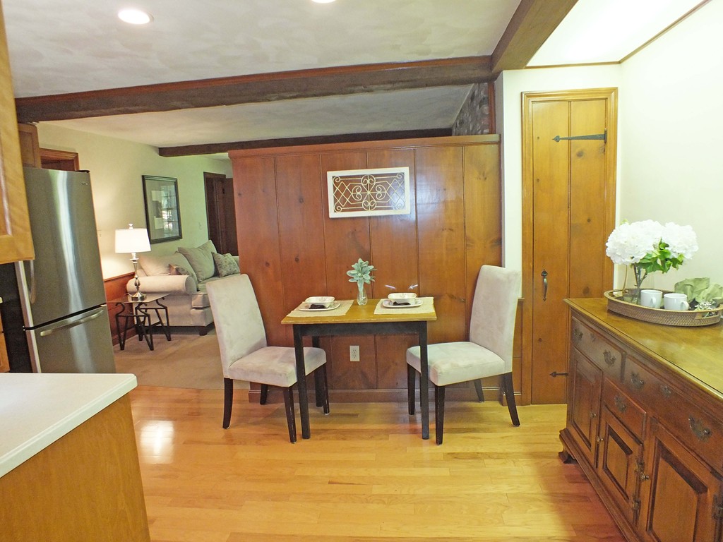 18 Hitchinpost Road Chelmsford, MA 01824 - Photo 8 of 30 Gallery Image 8