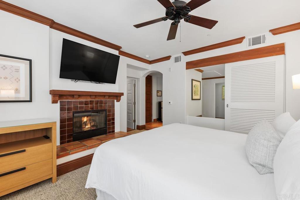 7323 Estrella De Mar Road, Unit 37 Carlsbad, CA 92009 - Photo 18 of 47