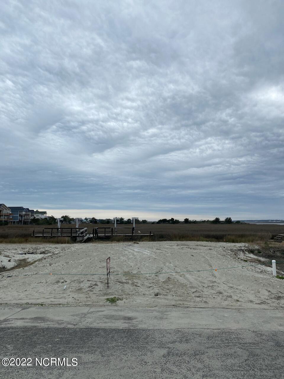 155 Atkinson Road Surf City, NC 28445 - Photo 2 of 17 IMG_0998