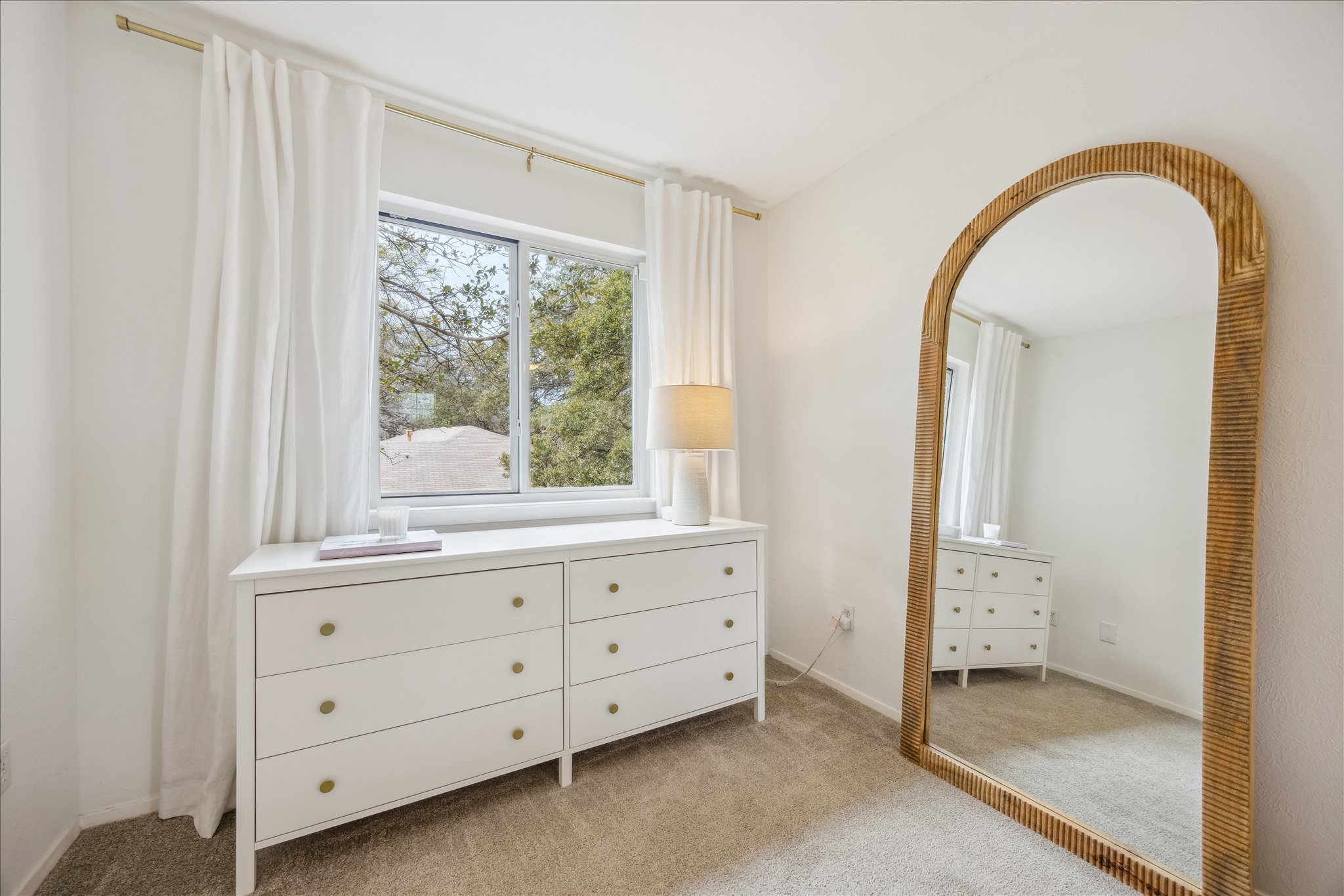 12935 Pegasus Street Austin, TX 78727 - Photo 24 of 38 This additional space off of primary is currently used as a dressing area but could be a sitting area, new born space or small office