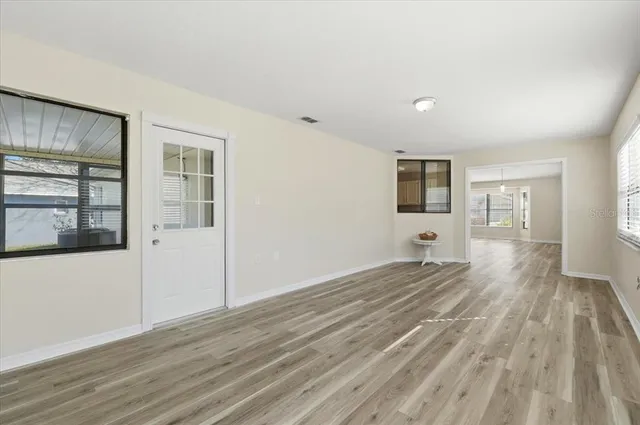 $279,999 | 664 Eagle Run, Lakeland, FL 33809