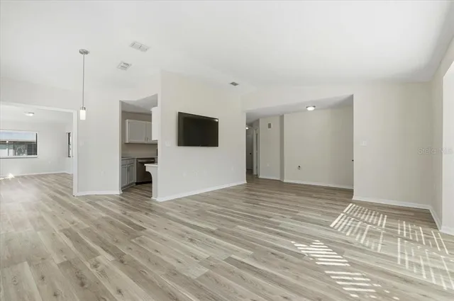 $279,999 | 664 Eagle Run, Lakeland, FL 33809