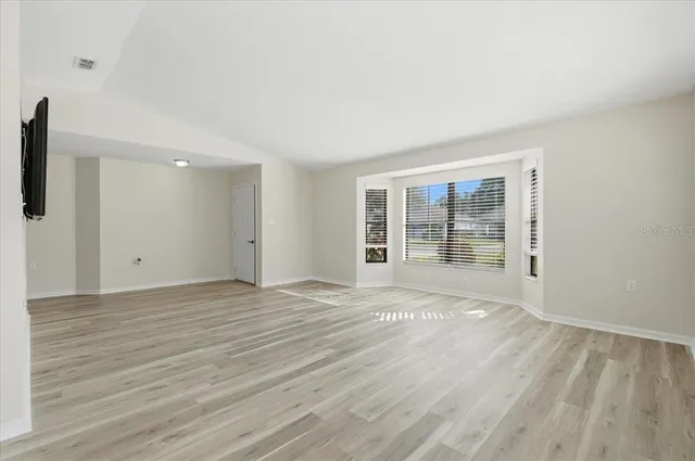 $279,999 | 664 Eagle Run, Lakeland, FL 33809