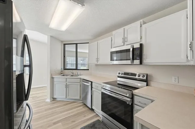 $279,999 | 664 Eagle Run, Lakeland, FL 33809