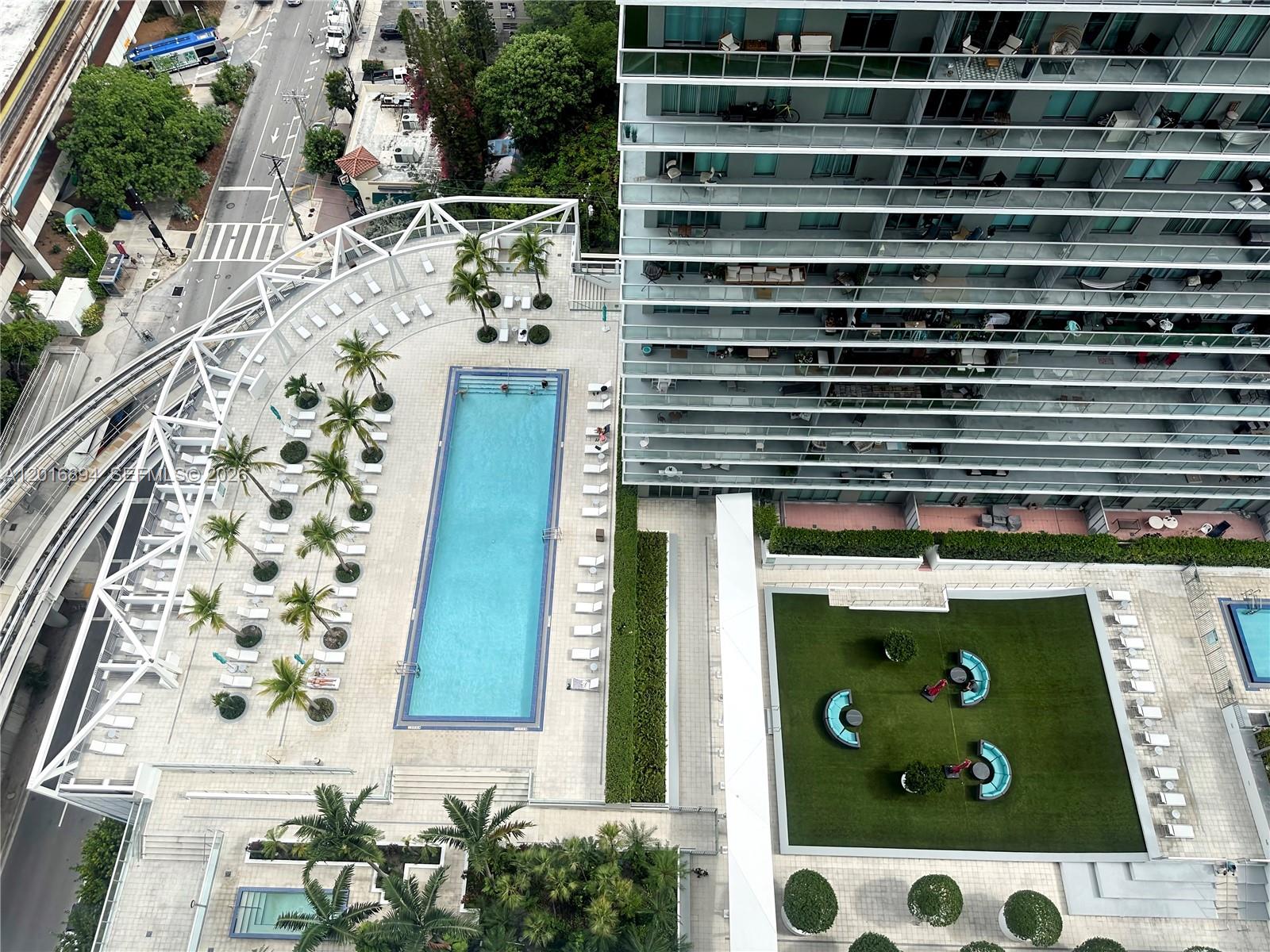 79 Southwest 12th Street, Unit 2809S Miami, FL 33130 - Photo 18 of 19