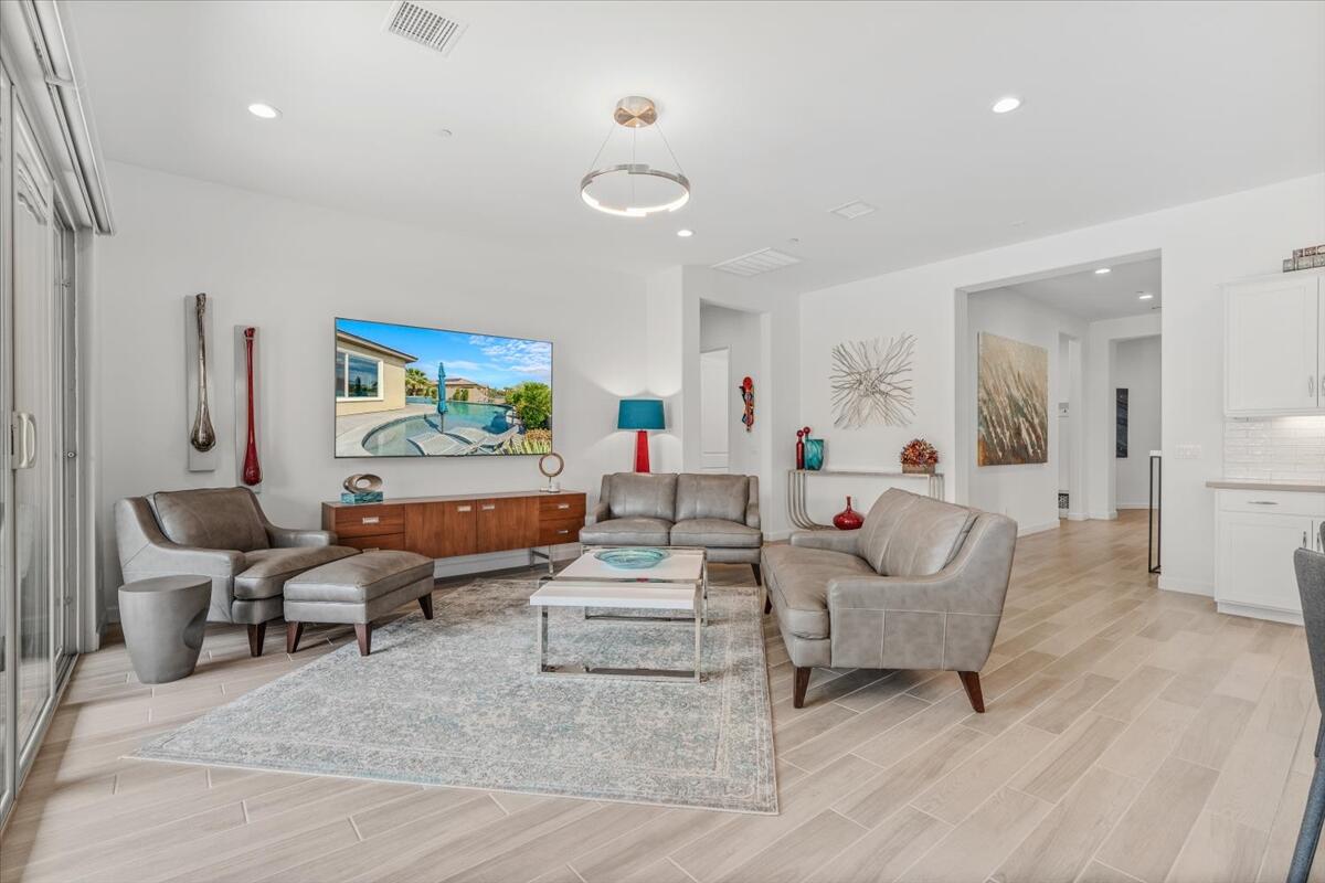 68 Barolo Rancho Mirage, CA 92270 - Photo 5 of 16 02-68 Barolo -18