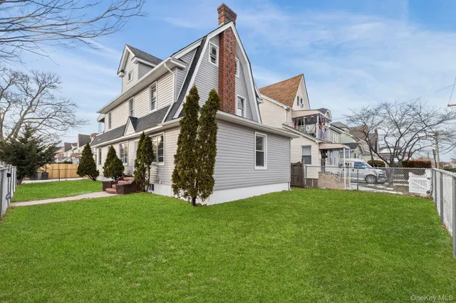 $1,169,000 | 112-44 212th Street | Queens Village