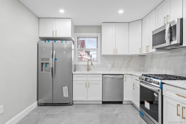 $1,169,000 | 112-44 212th Street | Queens Village
