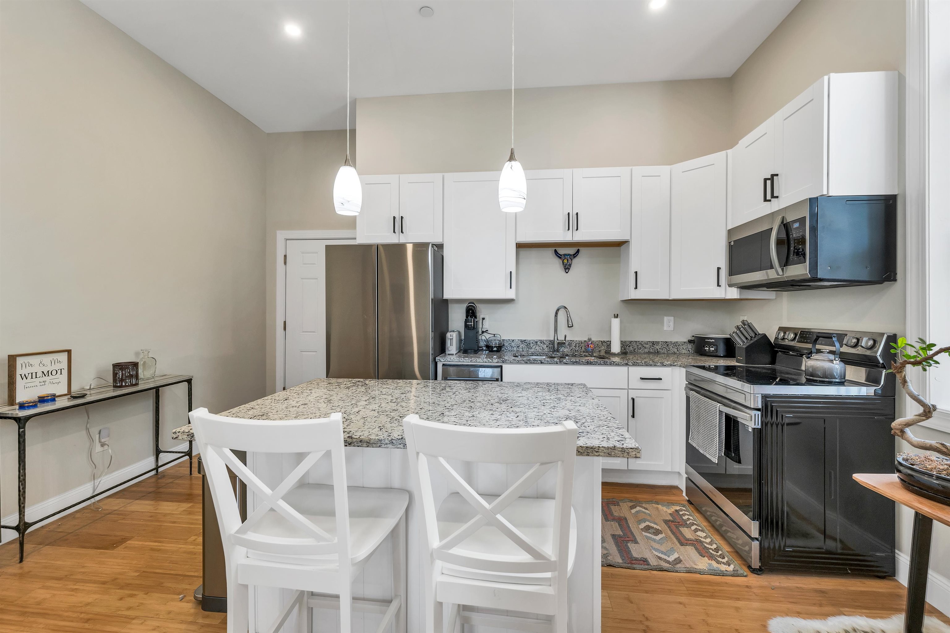 12 Cross Street, Unit 201 Concord, NH 03303 - Photo 3 of 20