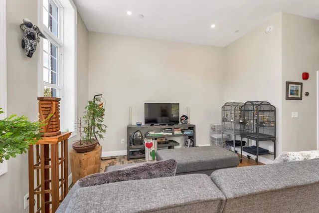 $359,900 | 12 Cross Street, Unit 201, Concord, NH 03303