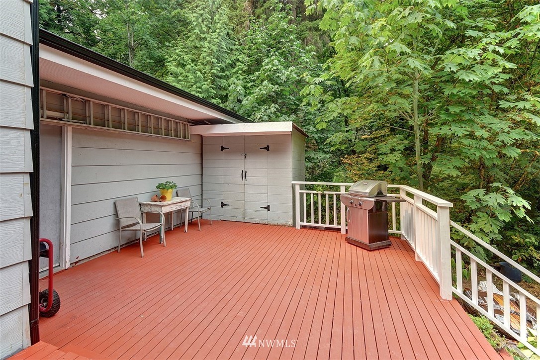16626 112th Place Northeast Bothell, WA 98011 - Photo 17 of 20 Gallery Image 17