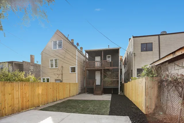 $465,000 | 4832 West Harrison Street, Chicago, IL 60644