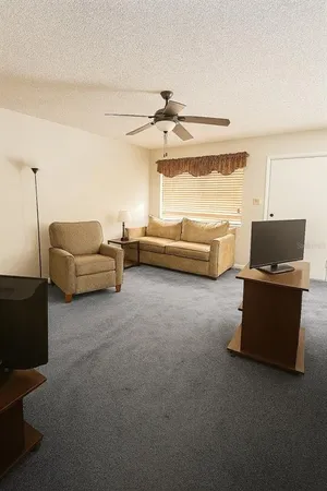 $93,000 | 2417 Northeast 6th Street, Unit 8, Ocala, FL 34470