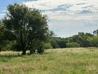 7 Barry Road Henrietta, TX 76365 - Photo 2 of 30