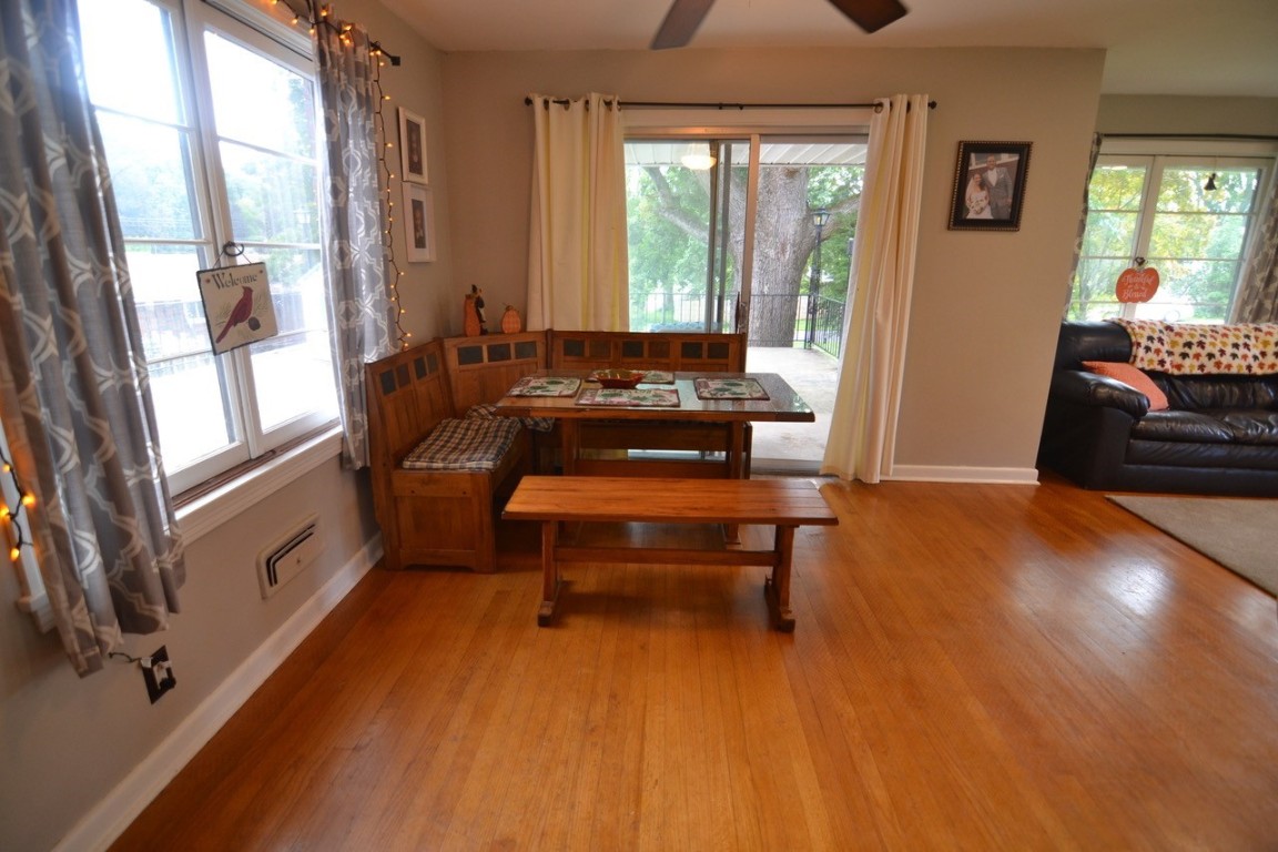 237 Wright Road Vestal, NY 13850 - Photo 3 of 34 Gallery Image 3