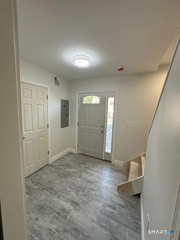 1083 Whalley Avenue, Unit B New Haven, CT 06515 - Photo 9 of 10