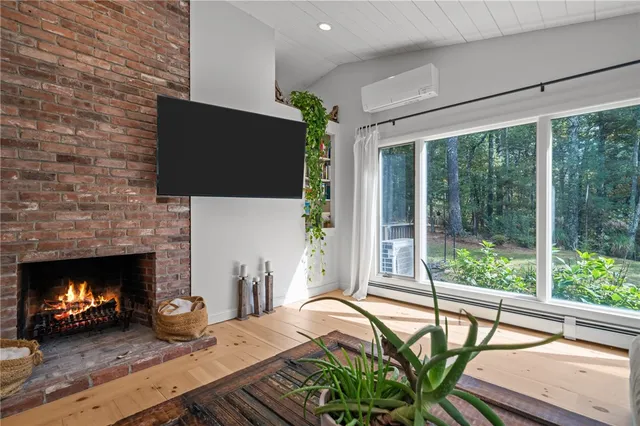 $660,000 | 33 Slavin Path, Glocester, RI 02814