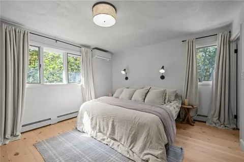 $660,000 | 33 Slavin Path, Glocester, RI 02814