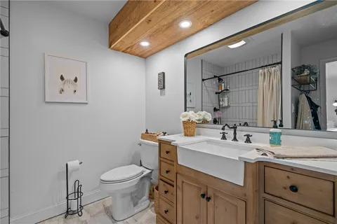 $660,000 | 33 Slavin Path, Glocester, RI 02814