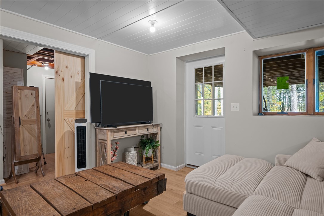 33 Slavin Path Glocester, RI 02814 - Photo 24 of 37