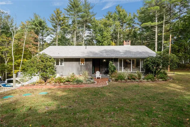 $660,000 | 33 Slavin Path, Glocester, RI 02814