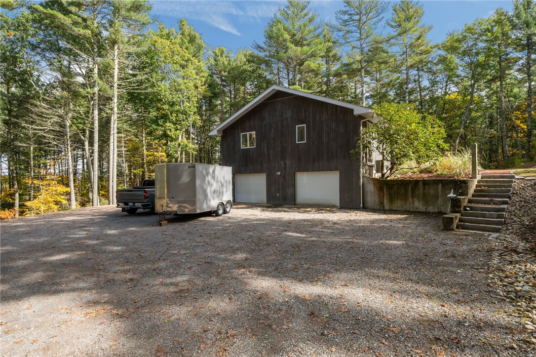 33 Slavin Path Glocester, RI 02814 - Photo 35 of 37