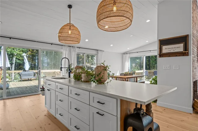 $660,000 | 33 Slavin Path, Glocester, RI 02814