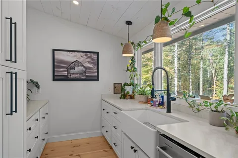 $660,000 | 33 Slavin Path, Glocester, RI 02814