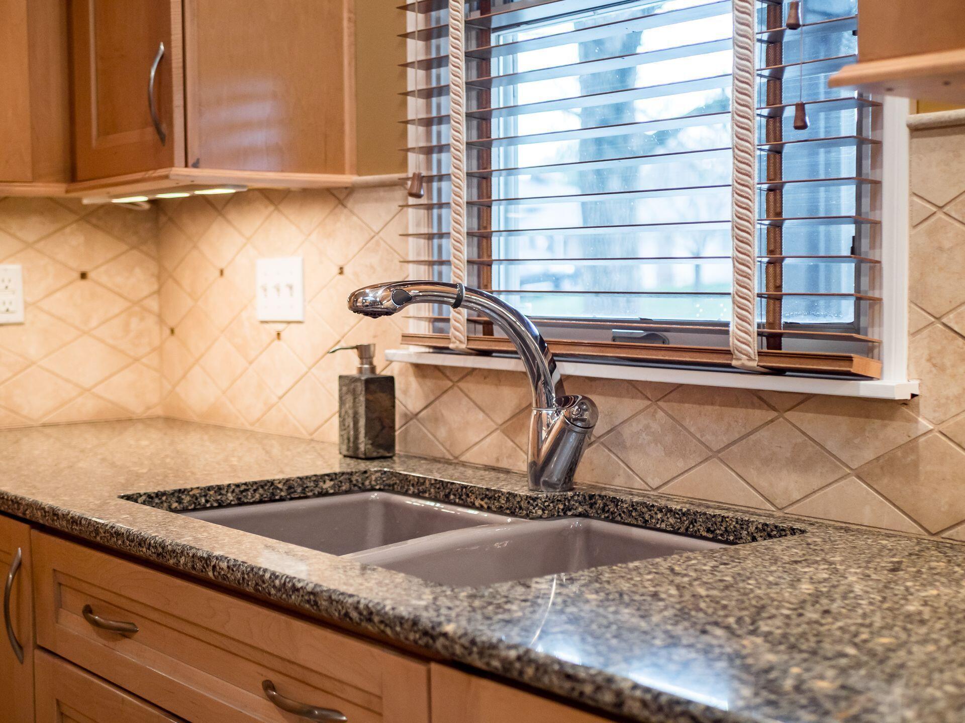 2080 Chardon Road Columbus, OH 43220 - Photo 25 of 115 Kitchen
