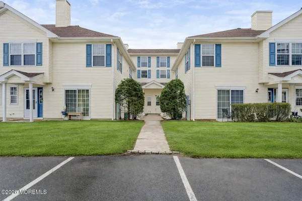 $3,600 | 1143 Roseberry Court, Morganville, NJ 07751