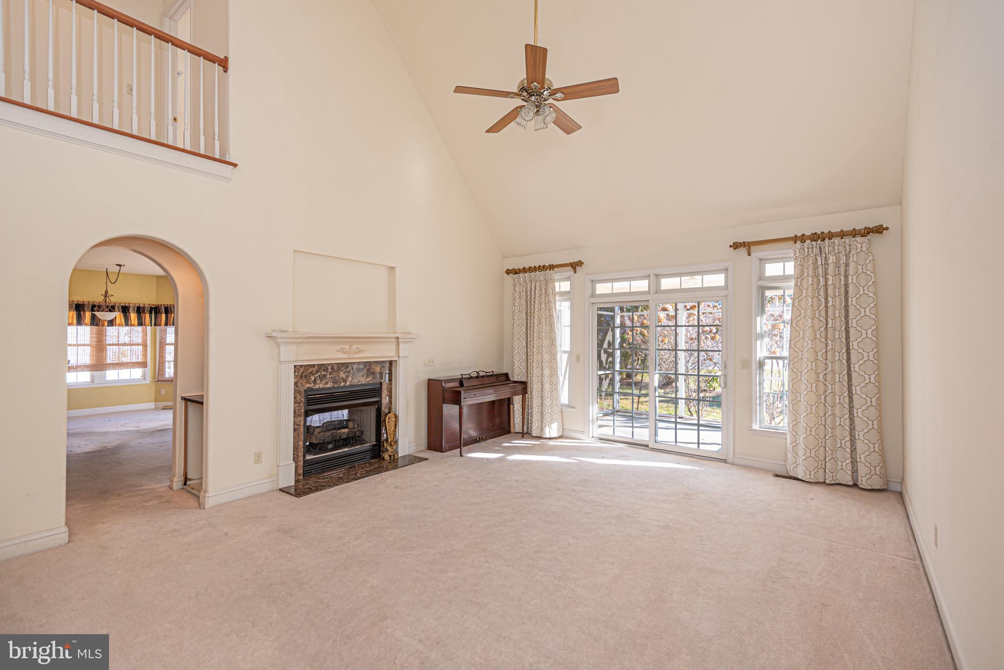 6023 Tarry Town Road Salisbury, MD 21801 - Photo 46 of 61 Spacious living area with natural light.