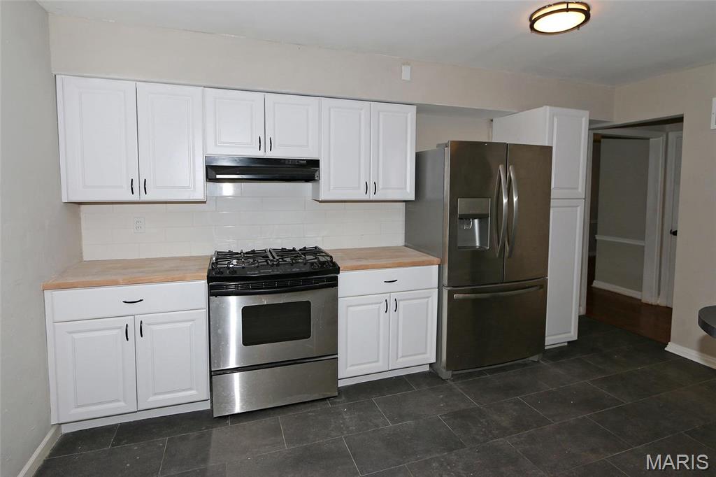 2131 Old Manor Road St. Louis, MO 63136 - Photo 4 of 21