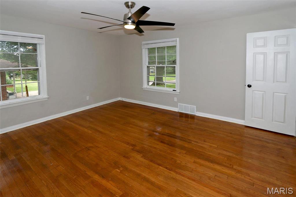 2131 Old Manor Road St. Louis, MO 63136 - Photo 8 of 21