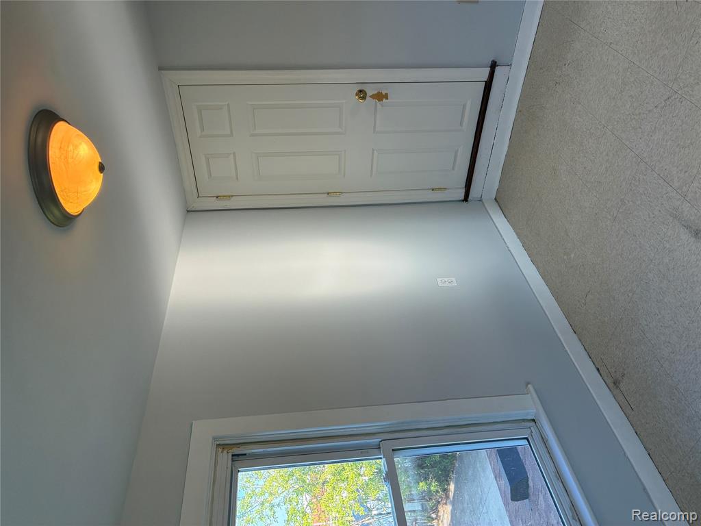 1214 Root Street Flint, MI 48503 - Photo 31 of 34