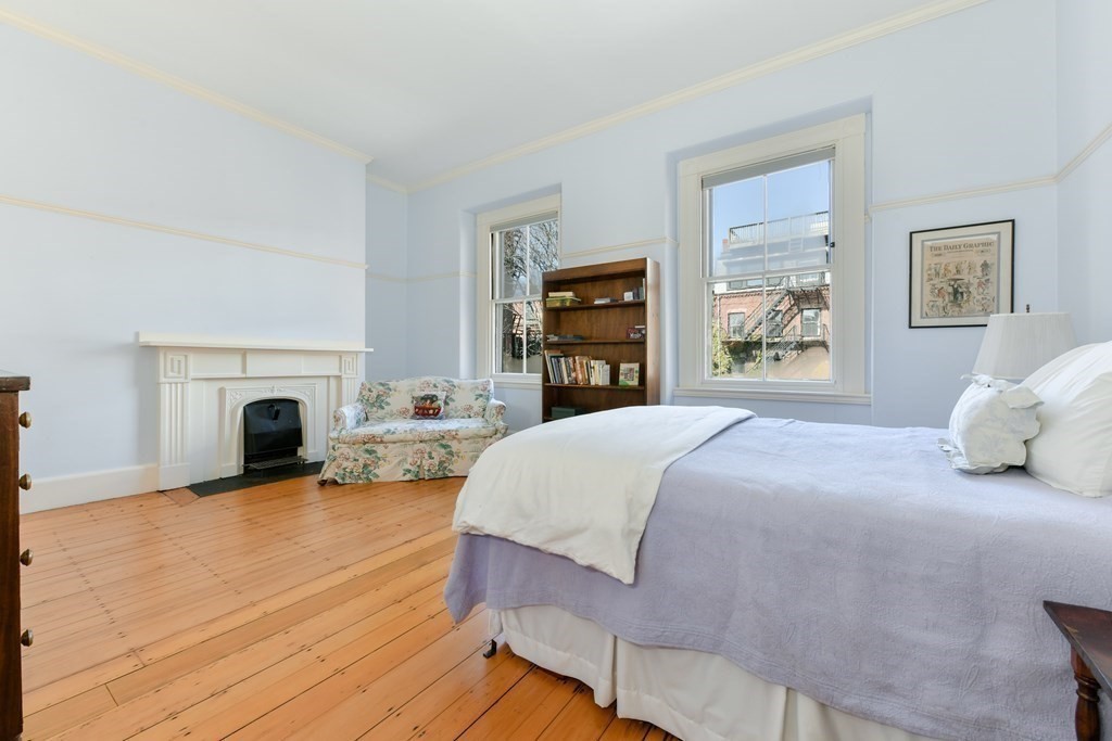 31 Chestnut Street Boston, MA 02108 - Photo 23 of 29