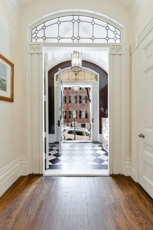 31 Chestnut Street Boston, MA 02108 - Photo 25 of 29