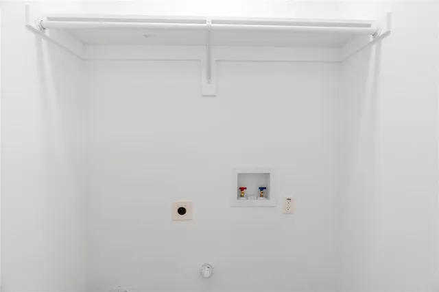 $309,000 | 2409 Aquaduct Drive, Bedford, TX 76022