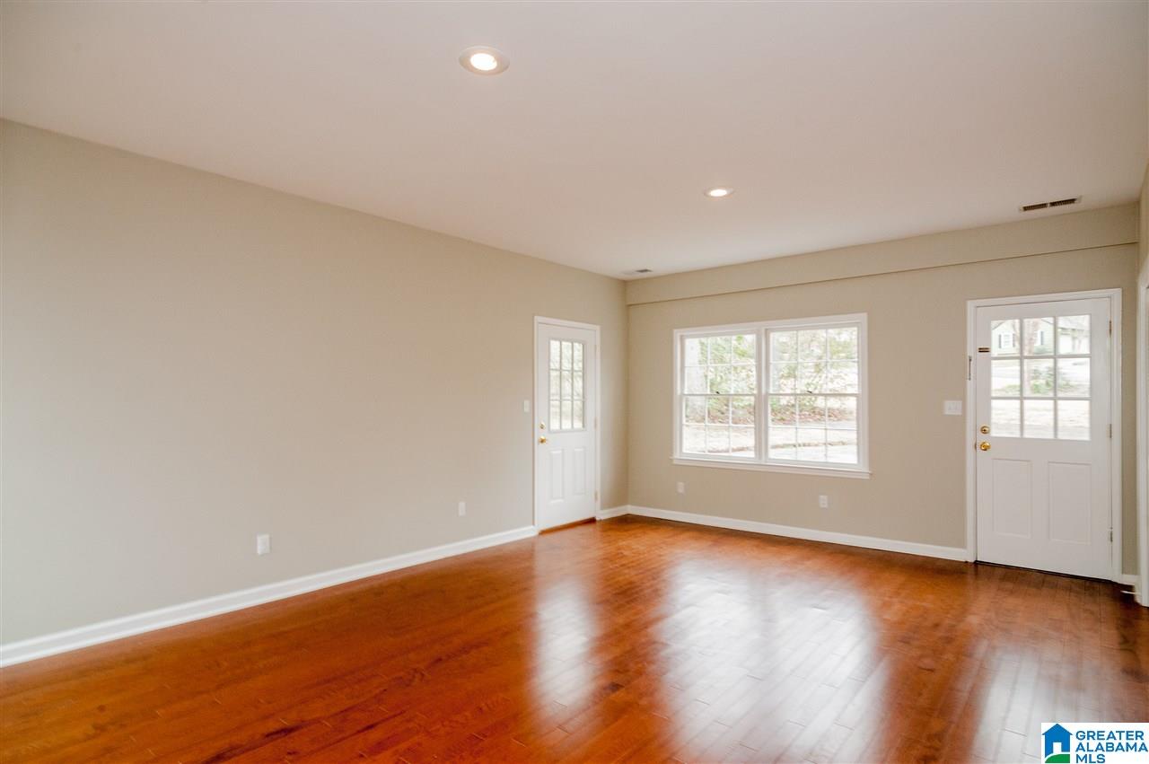 2207 Oak Ridge Circle Birmingham, AL 35226 - Photo 15 of 37