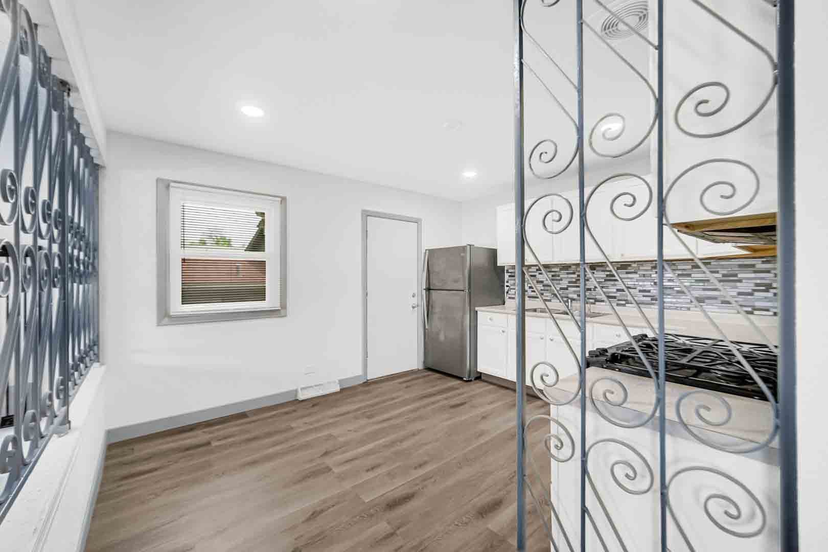 16607 Robey Street Markham, IL 60428 - Photo 24 of 24 a view of a entryway door with wooden floor
