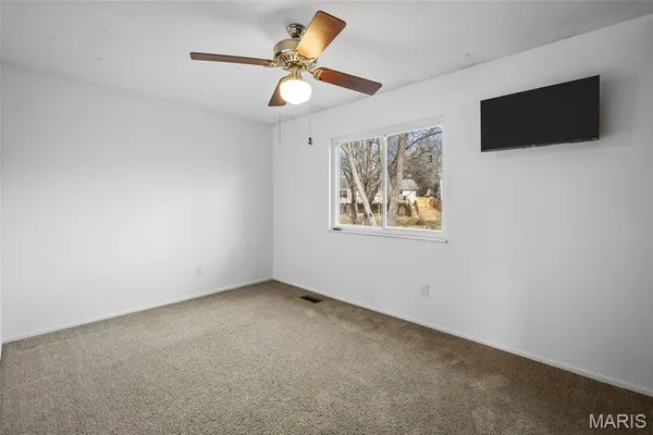 $369,900 | 643 Nanceen Court, Ballwin, MO 63021