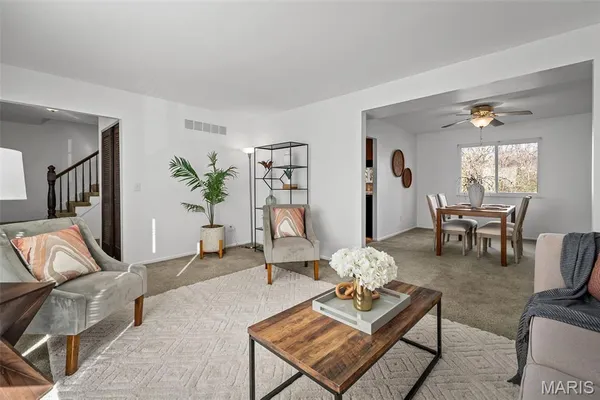 $369,900 | 643 Nanceen Court, Ballwin, MO 63021