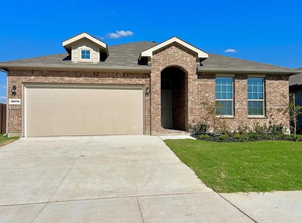 $2,600 | 16012 Bronte Lane, Fort Worth, TX 76247