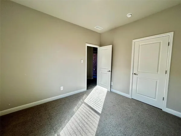 $2,600 | 16012 Bronte Lane, Fort Worth, TX 76247