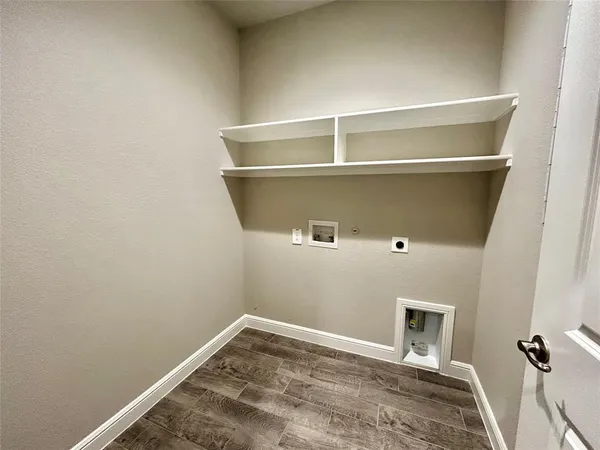 $2,600 | 16012 Bronte Lane, Fort Worth, TX 76247