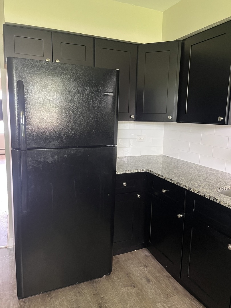 1340 North Main Street, Unit C16 Wheaton, IL 60187 - Photo 4 of 9