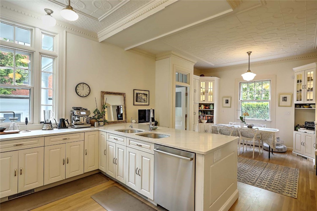 102 Prospect Street Providence, RI 02906 - Photo 22 of 50