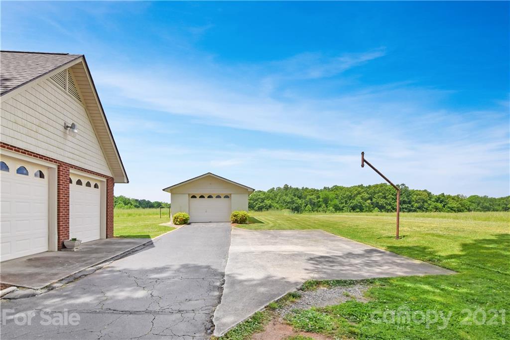 2669 Buffalo Shoals Road Newton, NC 28658 - Photo 4 of 37 Gallery Image 4